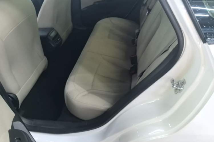 Used Buick GT 2017 15N Automatic Elite Version Left Rear Seat