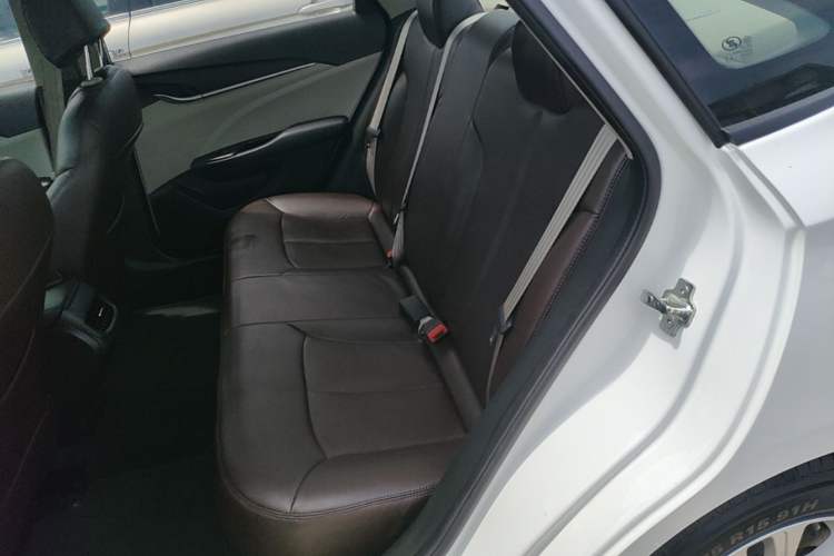 Used Buick GT 2017 15N Manual Entry-Level Trim Left Rear Seat