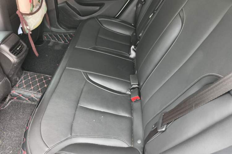 Used Buick GT 2017 15N Automatic Deluxe Edition Left Rear Seat