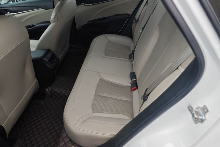 Used Buick GT 2017 15N Manual Elite Version Left Rear Seat