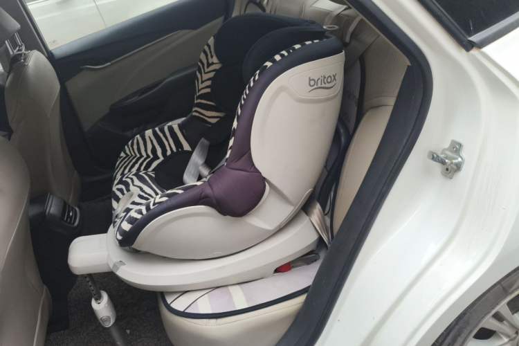 Used Buick GT 2017 15N Automatic Elite Version Left Rear Seat