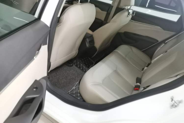 Used Buick GT 2017 15N Automatic Elite Version Left Rear Seat