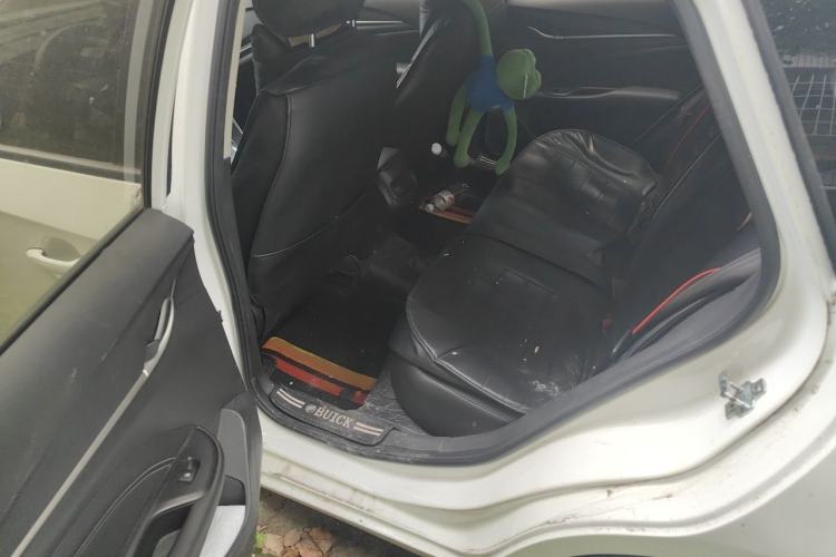 Used Buick GT 2017 15N Automatic Deluxe Edition Left Rear Seat