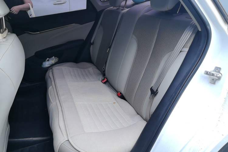 Used Buick GT 2017 15N Automatic Elite Version Left Rear Seat
