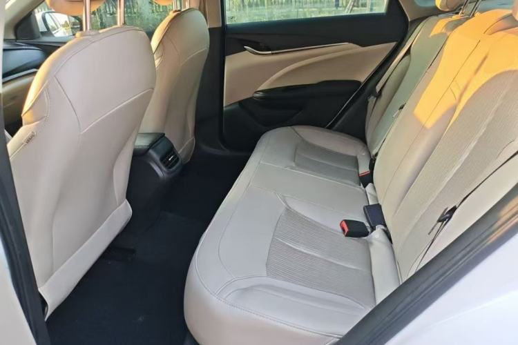 Used Buick GT 2017 15N Automatic Elite Version Left Rear Seat