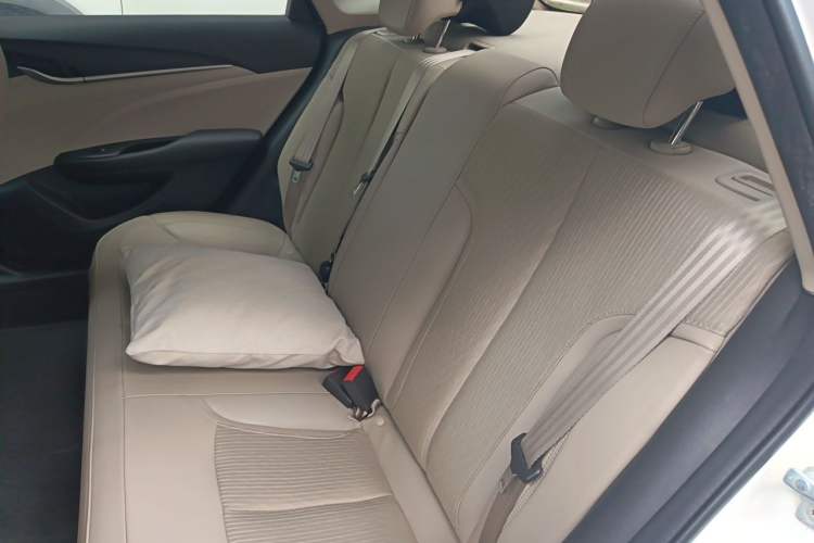 Used Buick GT 2017 15N Automatic Elite Version Left Rear Seat