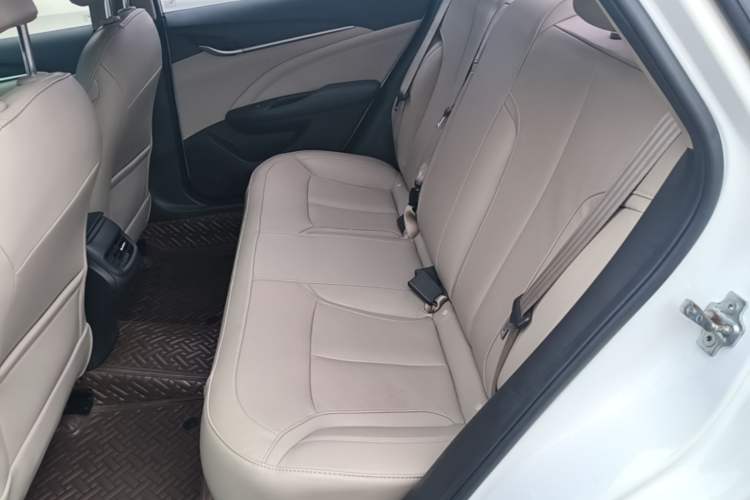 Used Buick GT 2017 15N Automatic Deluxe Edition Left Rear Seat
