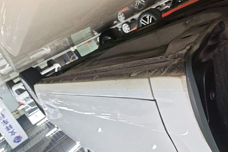 Used Buick GT 2017 15N Automatic Elite Version Left Side Sill