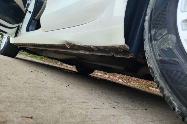 Used Buick GT 2017 15N Manual Elite Version Left Side Sill