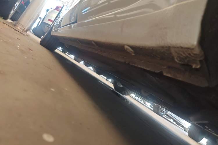 Used Buick GT 2017 15N Automatic Elite Version Left Side Sill