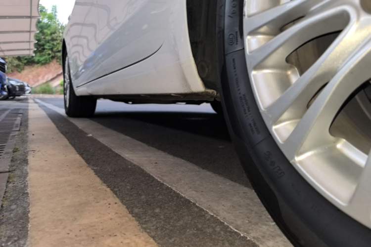 Used Buick GT 2017 15N Automatic Elite Version Left Side Sill