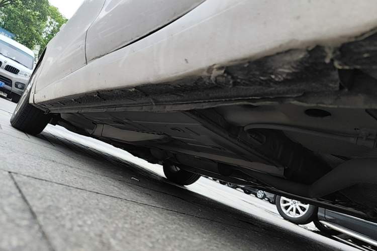Used Buick GT 2017 15N Automatic Entry-Level Trim Left Side Sill