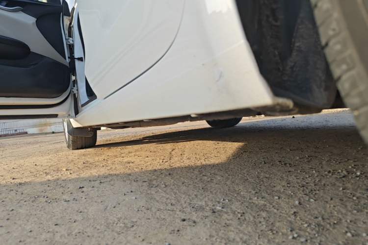Used Buick GT 2017 15N Automatic Elite Version Left Side Sill