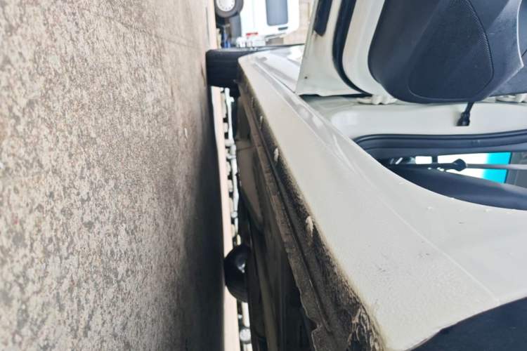Used Buick GT 2017 15N Automatic Deluxe Edition Left Side Sill