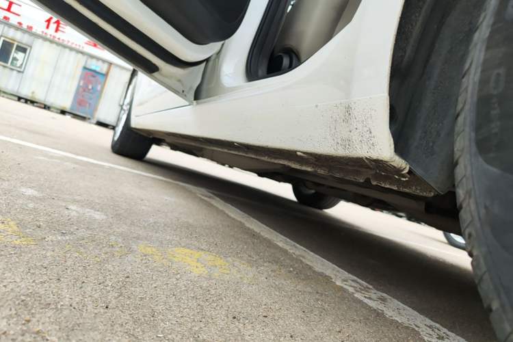 Used Buick GT 2017 15N Automatic Elite Version Left Side Sill