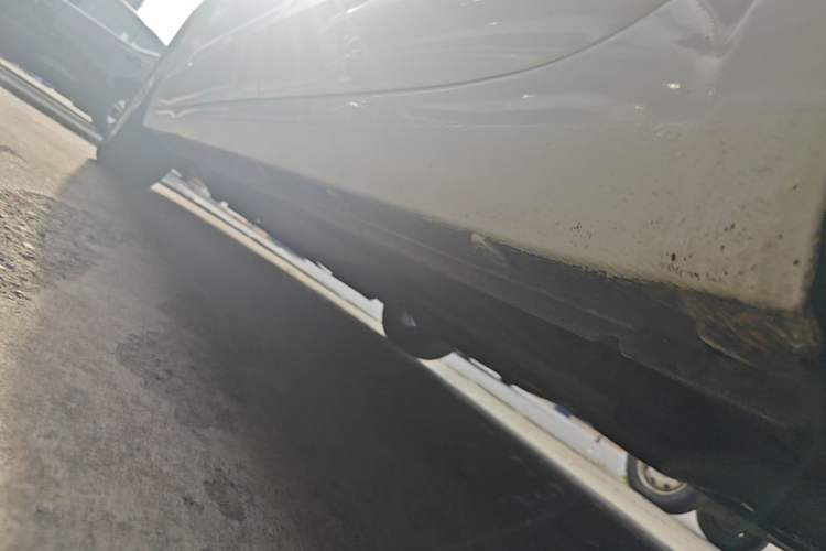 Used Buick GT 2017 15N Automatic Entry-Level Trim Left Side Sill