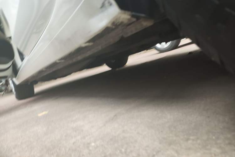 Used Buick GT 2017 15N Automatic Entry-Level Trim Left Side Sill
