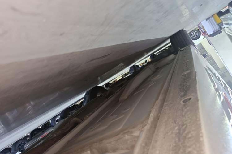 Used Buick GT 2017 15N Automatic Entry-Level Trim Left Side Sill