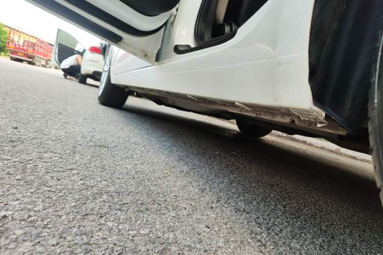 Used Buick GT 2017 15N Manual Entry-Level Trim Left Side Sill