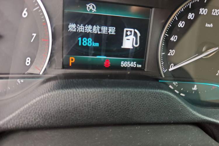 Used Buick GT 2017 15N Automatic Elite Version Odometer Close Up