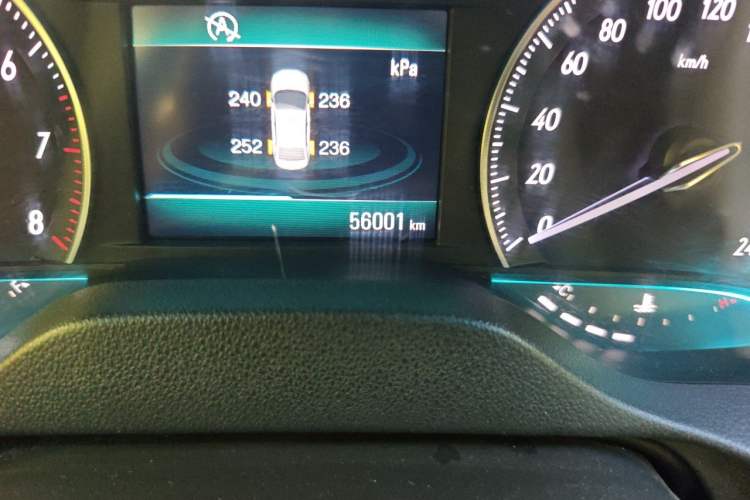 Used Buick GT 2017 15N Manual Elite Version Odometer Close Up