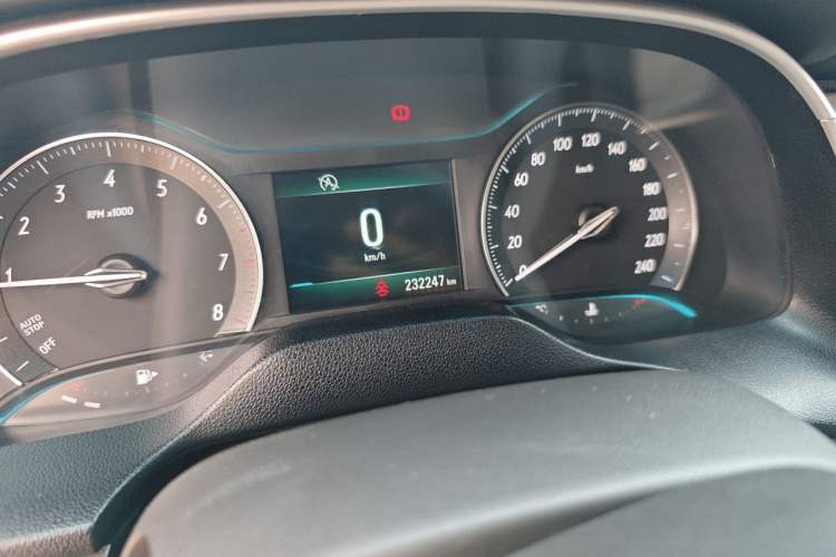 Used Buick GT 2017 15N Manual Elite Version Odometer Close Up
