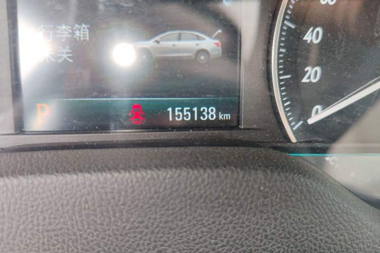 Used Buick GT 2017 15N Automatic Elite Version Odometer Close Up