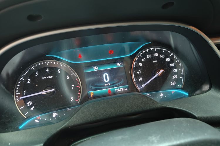 Used Buick GT 2017 15N Automatic Deluxe Edition Odometer Close Up