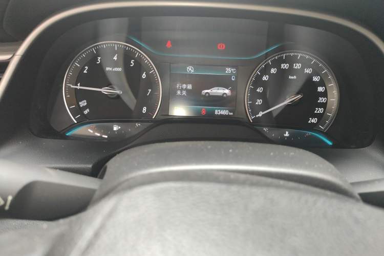 Used Buick GT 2017 15N Automatic Deluxe Edition Odometer Close Up