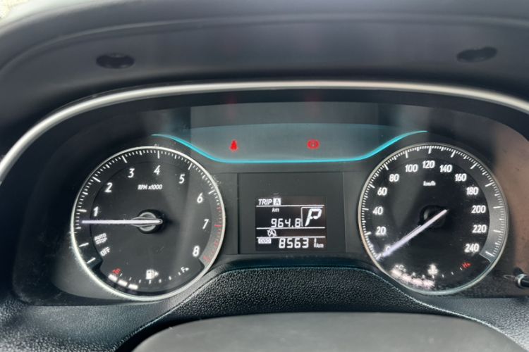 Used Buick GT 2017 15N Automatic Entry-Level Trim Odometer Close Up