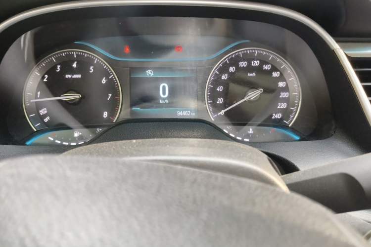 Used Buick GT 2017 15N Manual Elite Version Odometer Close Up
