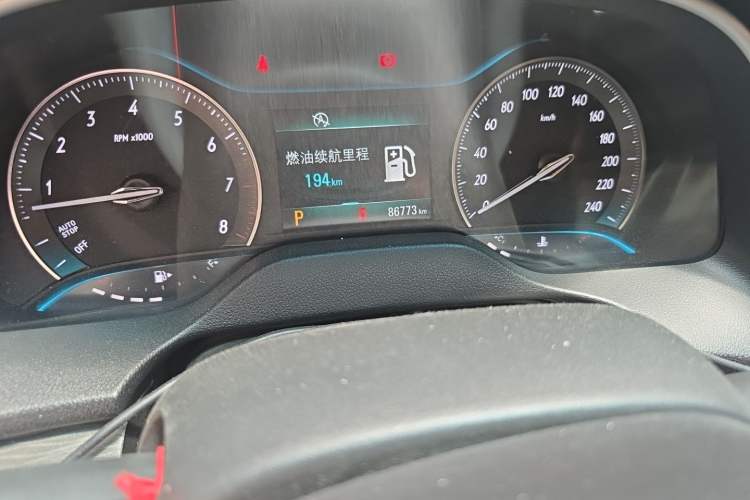 Used Buick GT 2017 15N Automatic Elite Version Odometer Close Up