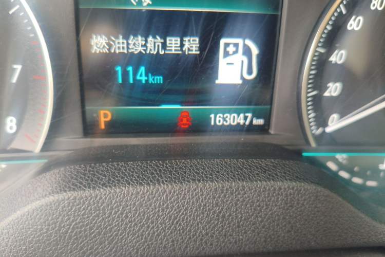 Used Buick GT 2017 15N Automatic Elite Version Odometer Close Up