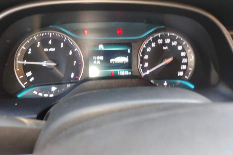 Used Buick GT 2017 15N Automatic Elite Version Odometer Close Up