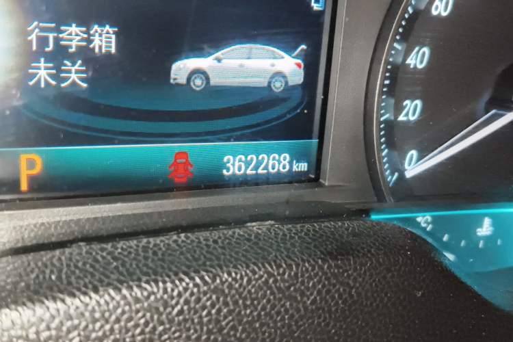 Used Buick GT 2017 15N Automatic Deluxe Edition Odometer Close Up