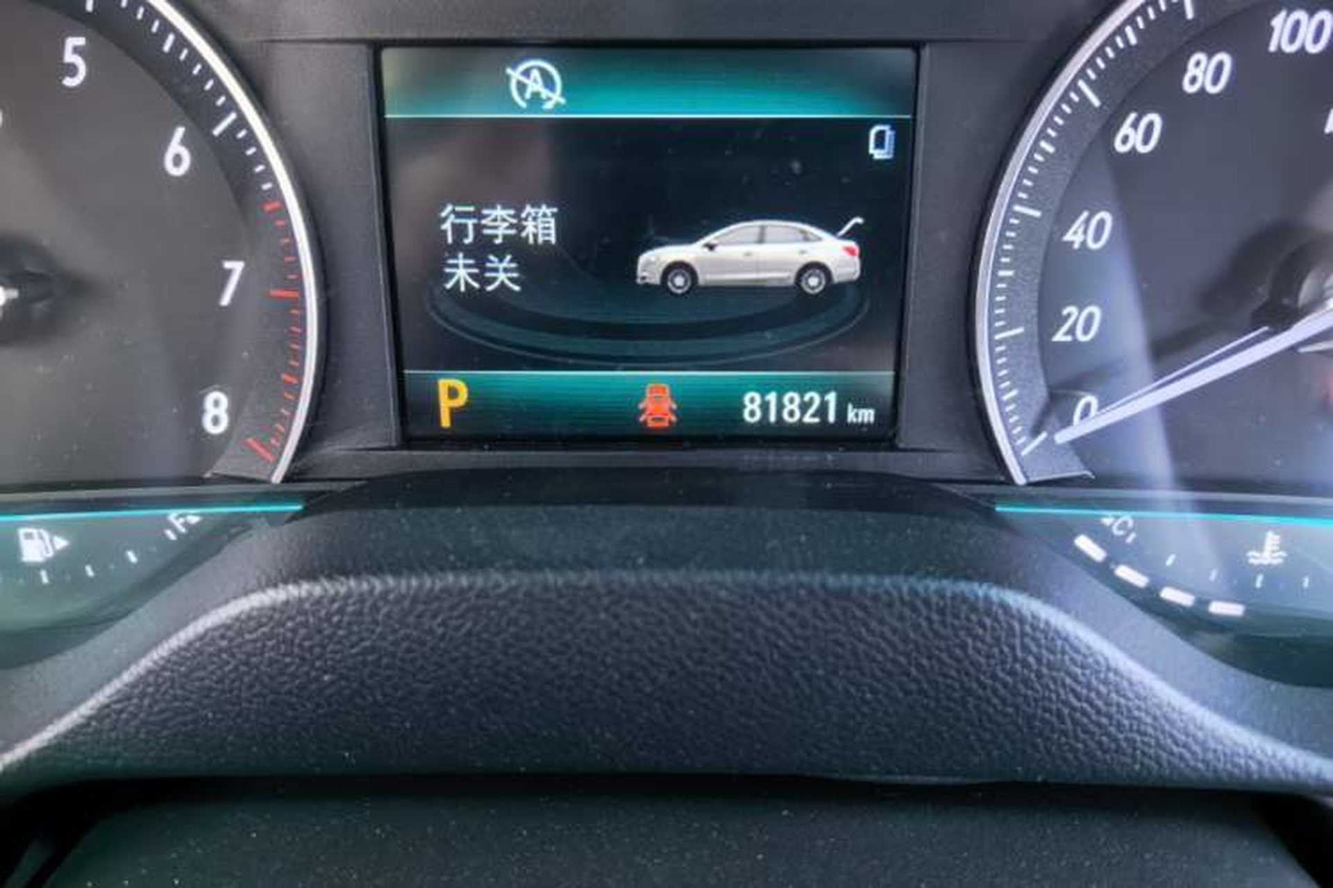 Used Buick GT 2017 15N Automatic Elite Version Odometer Close Up