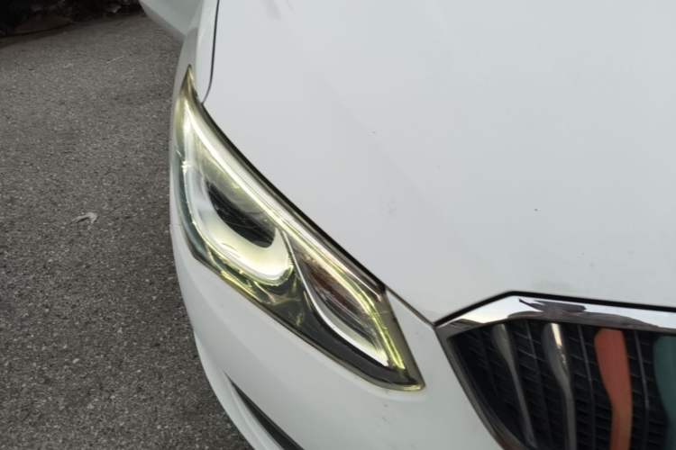 Used Buick GT 2017 15N Automatic Elite Version Right Front Headlight