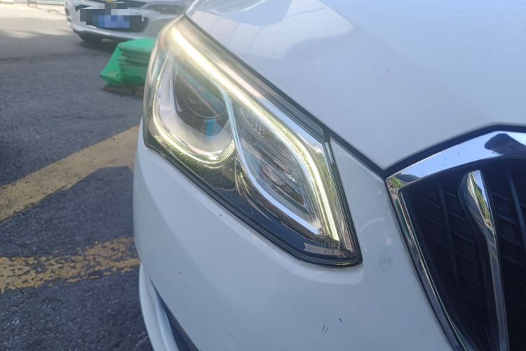 Used Buick GT 2017 15N Automatic Entry-Level Trim Right Front Headlight