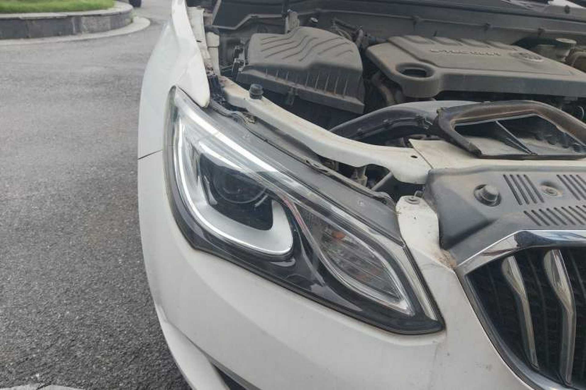 Used Buick GT 2017 15N Manual Entry-Level Trim Right Front Headlight