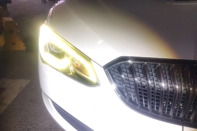 Used Buick GT 2017 15N Automatic Elite Version Right Front Headlight