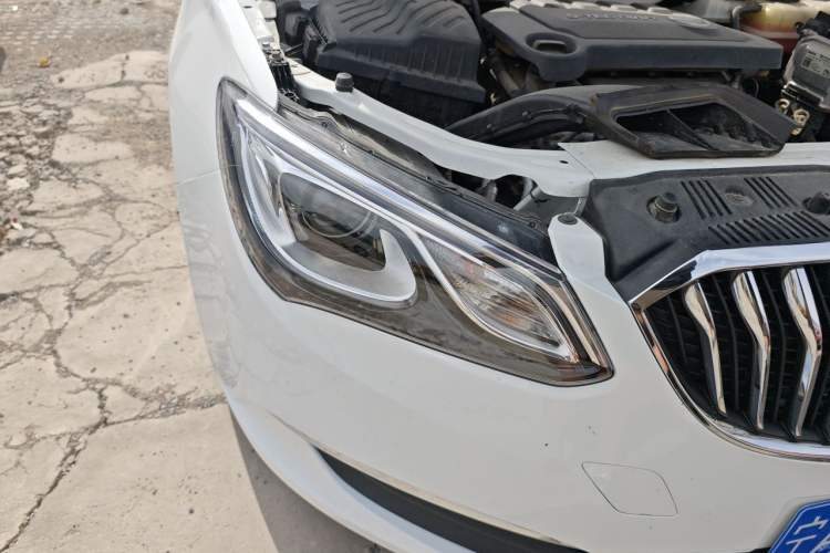 Used Buick GT 2017 15N Manual Elite Version Right Front Headlight