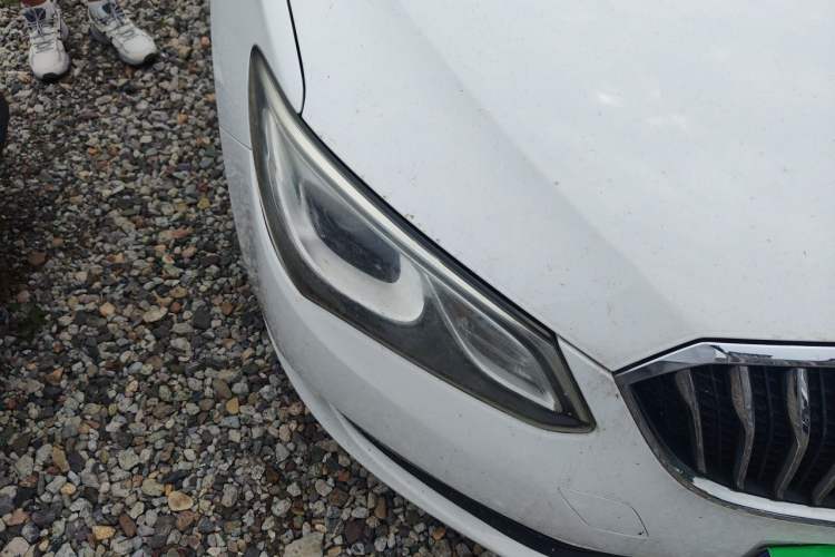 Used Buick GT 2017 15N Automatic Elite Version Right Front Headlight