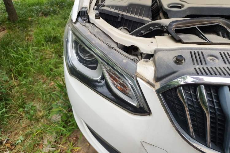 Used Buick GT 2017 15N Automatic Elite Version Right Front Headlight