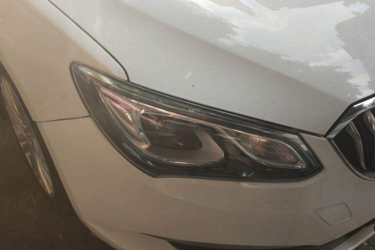 Used Buick GT 2017 15N Automatic Elite Version Right Front Headlight