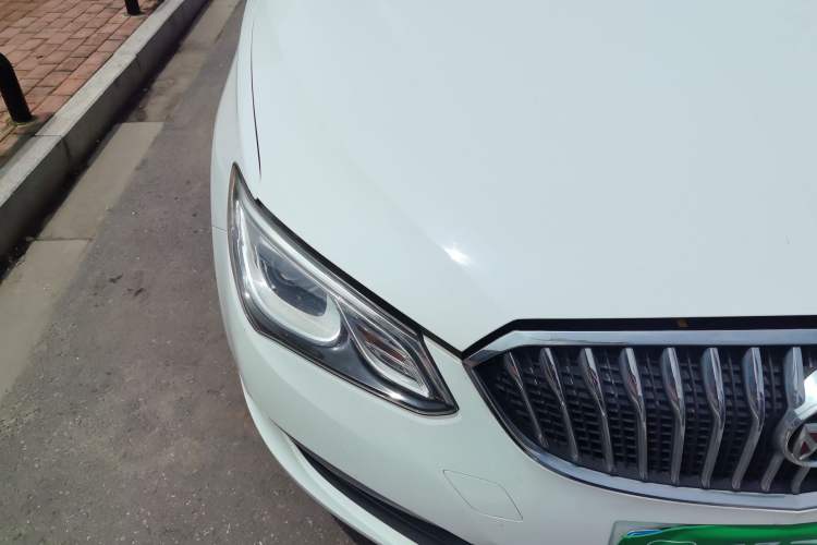 Used Buick GT 2017 15N Automatic Entry-Level Trim Right Front Headlight