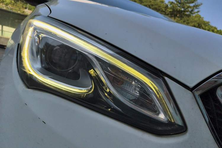 Used Buick GT 2017 15N Automatic Elite Version Right Front Headlight