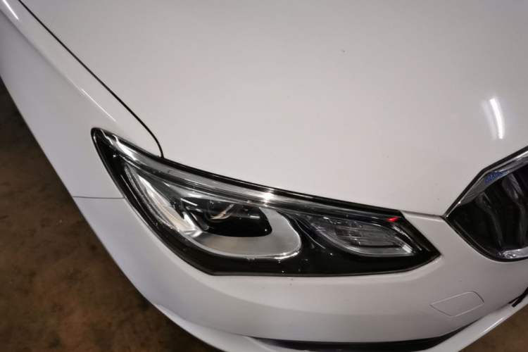 Used Buick GT 2017 15N Automatic Entry-Level Trim Right Front Headlight