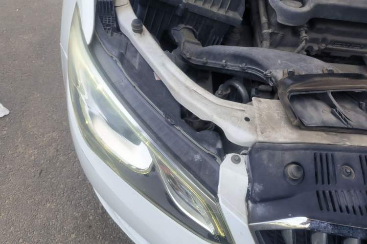 Used Buick GT 2017 15N Automatic Elite Version Right Front Headlight