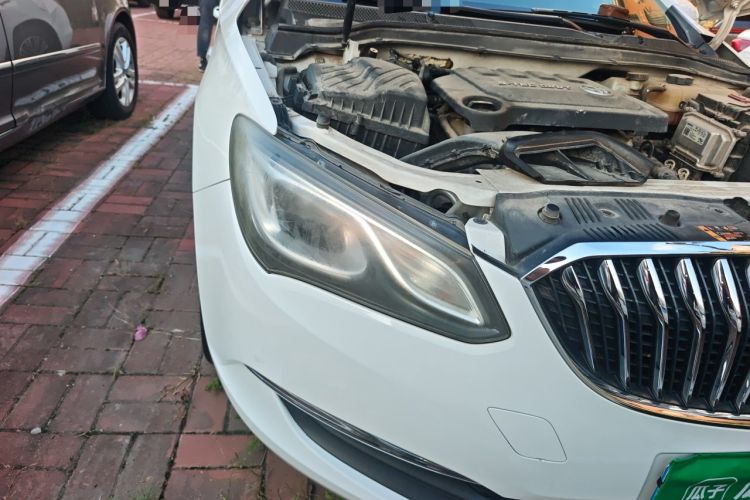 Used Buick GT 2017 15N Automatic Deluxe Edition Right Front Headlight