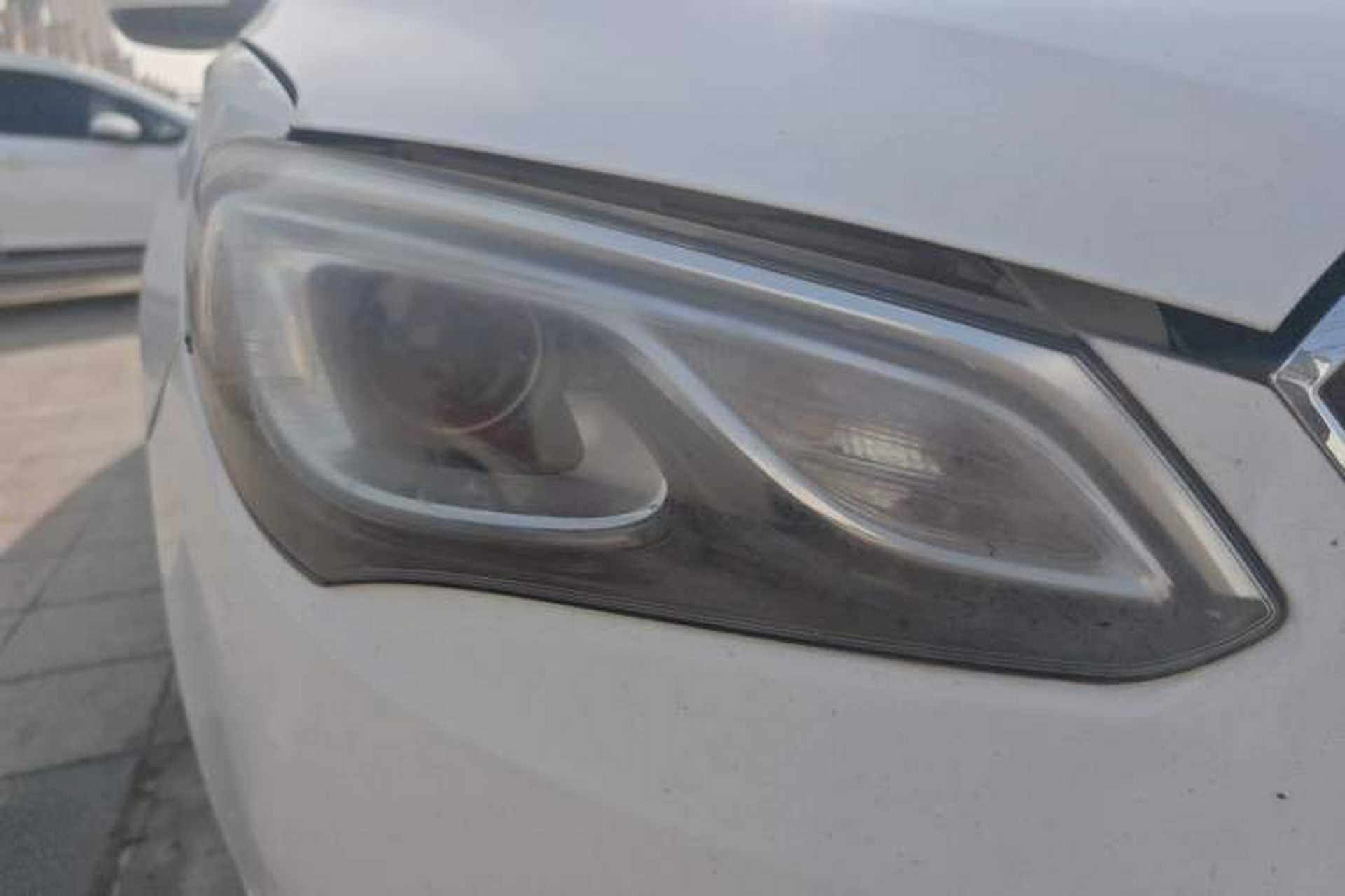 Used Buick GT 2017 15N Automatic Entry-Level Trim Right Front Headlight
